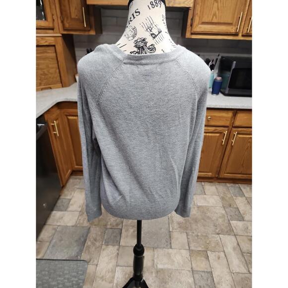 Sweater - Picture 3 of 7